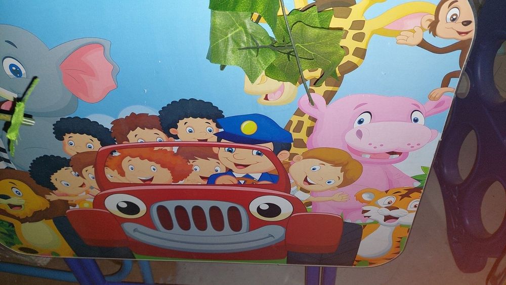 Детска масичка съсхстолче