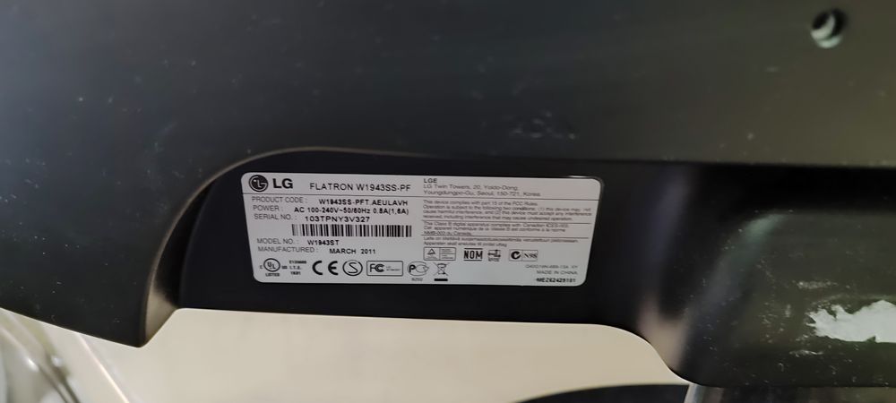 Продам монитор б/у