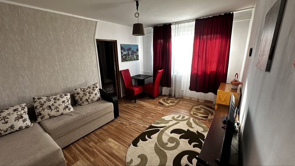 Vand apartament cu doua camere