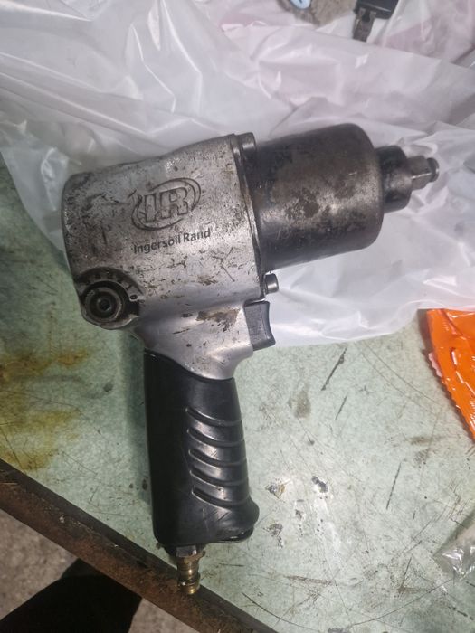 Професионален мощен ударен пневматичен гайковерт  Ingersoll rand 6.2 bar