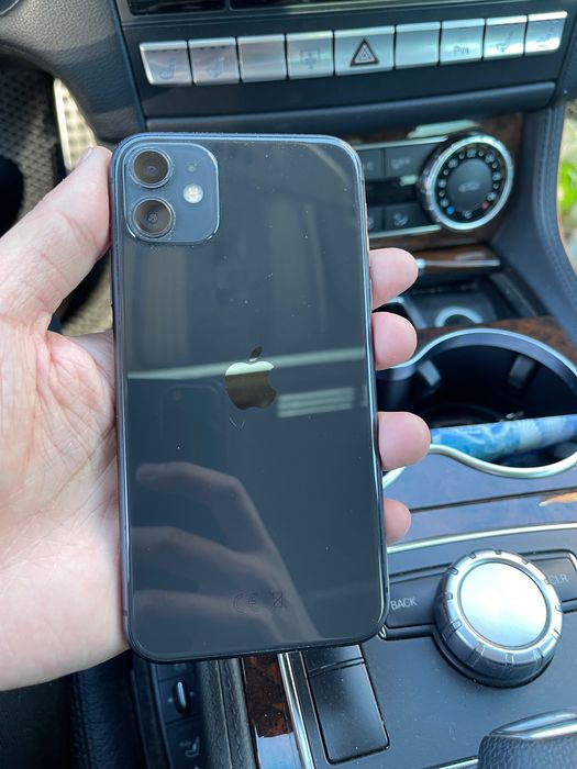 Продам iPhone 11 128 ГБ айфон 11
