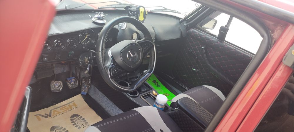 Продаётся машина ваз 2106