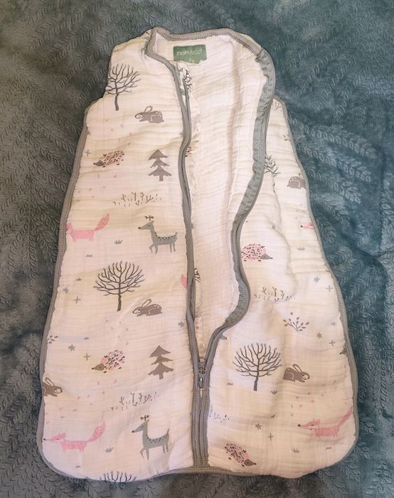 Бебешки спални чувалчета и пелена 0–6 месеца – отлично състояние, като