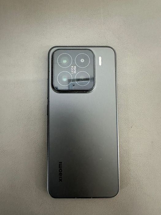 Xiaomi 15 в отличном состоянии