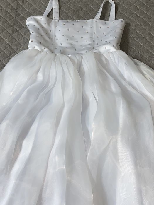 Детские бальные,нарядные платья