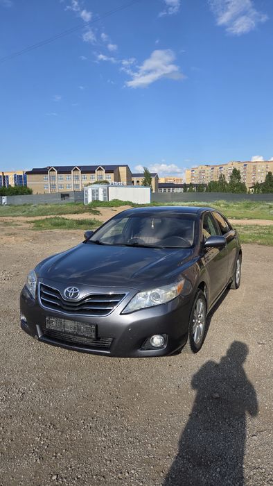 Продам тойота камри 45 2011г