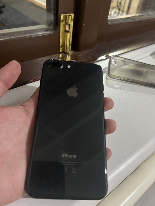 Iphone 8 plus 64Gb