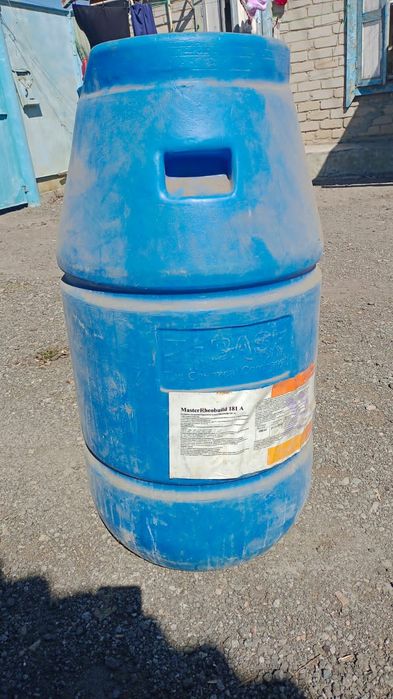 Бочка пластмассовая 100 л