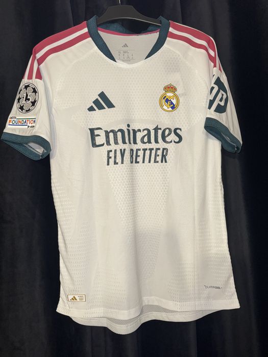 Real Madrid Bellingham echipament 26/27