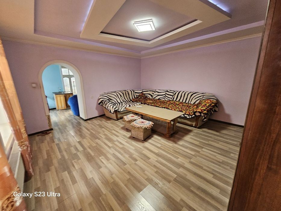 Ховли уй сотилади