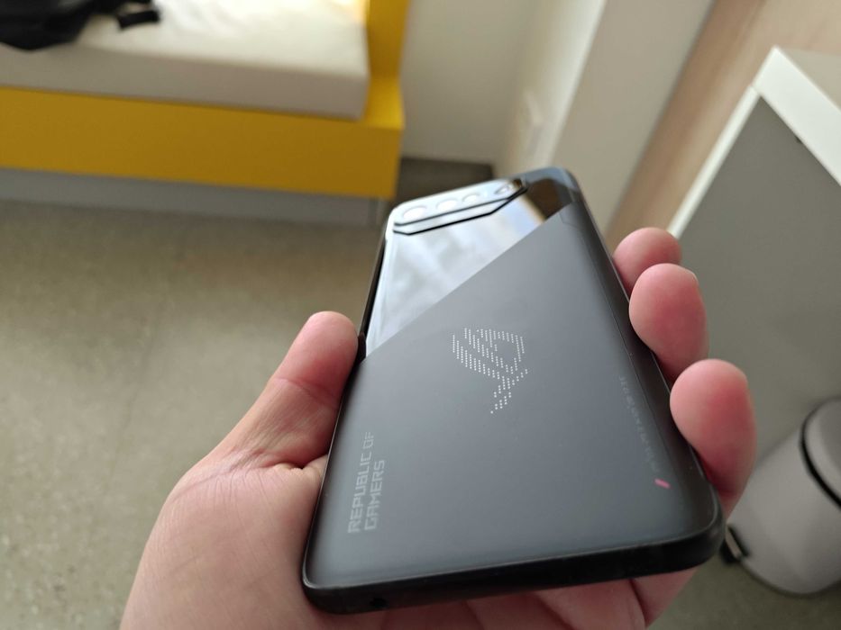 ASUS ROG Phone 7, Dual SIM, 16GB RAM, 512GB, 5G, Black - 10/10