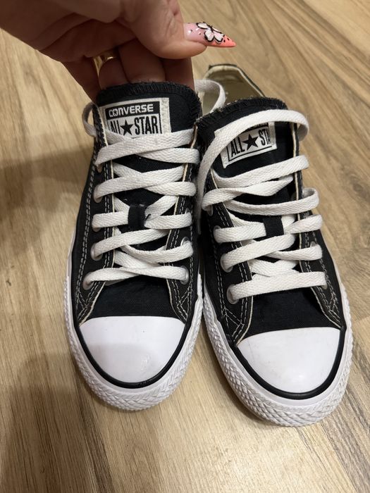 Оригинални черни класически кецове Converse ! 37 н