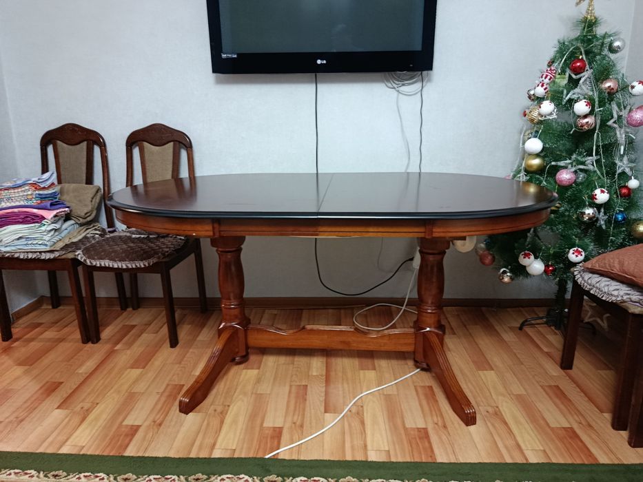 Продам стол. Раздвижной