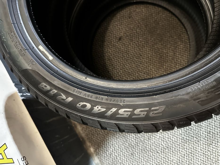 255/40 R18 99V XL RSC  - Pirelli Sottozero 3 M+S Oferta