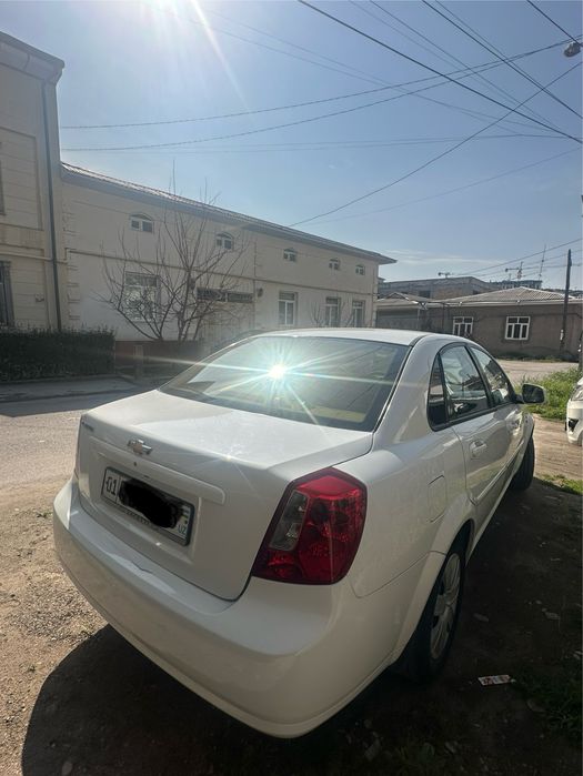 Chevrolet Gentra Чевролет Жентра