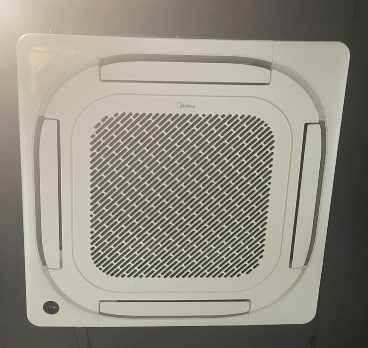 Кассетный Кондиционер Midea 100 м² потолочный кондиционер  новый, бу