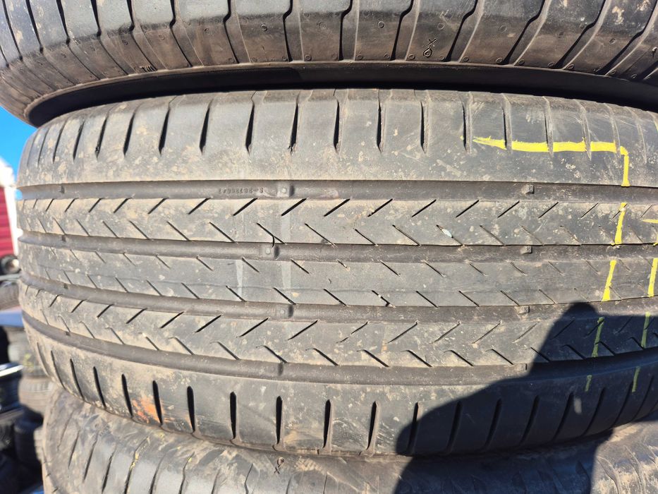 4 Anvelope de VARA - 235/60/18 - Continental - CA UNELE NOI - DOT 2023