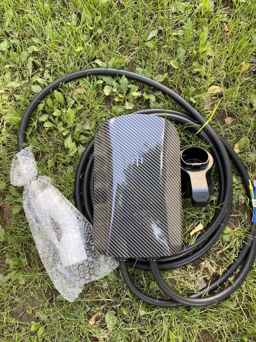 Зарядчик для электромобиля 7 kw sotiladi.