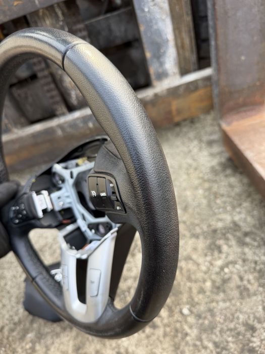 Волан с бег Kia Ceed