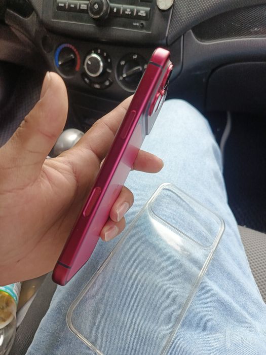 Iphone 14 pro max 17 korpusda