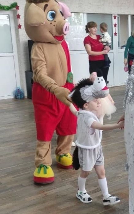 Продам новогодний костюм волка