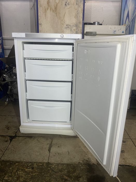 Продам морозильник