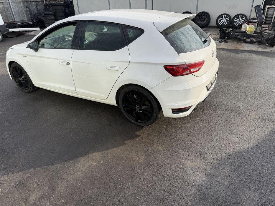 Seat Leon FR 1.4tsi на ЧАСТИ