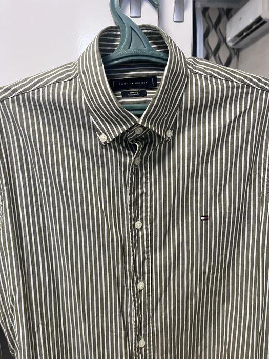 Риза на Tommy HILFIGER - размер 40