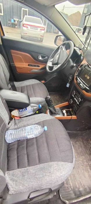 LADA XRAY sotiladi srochna