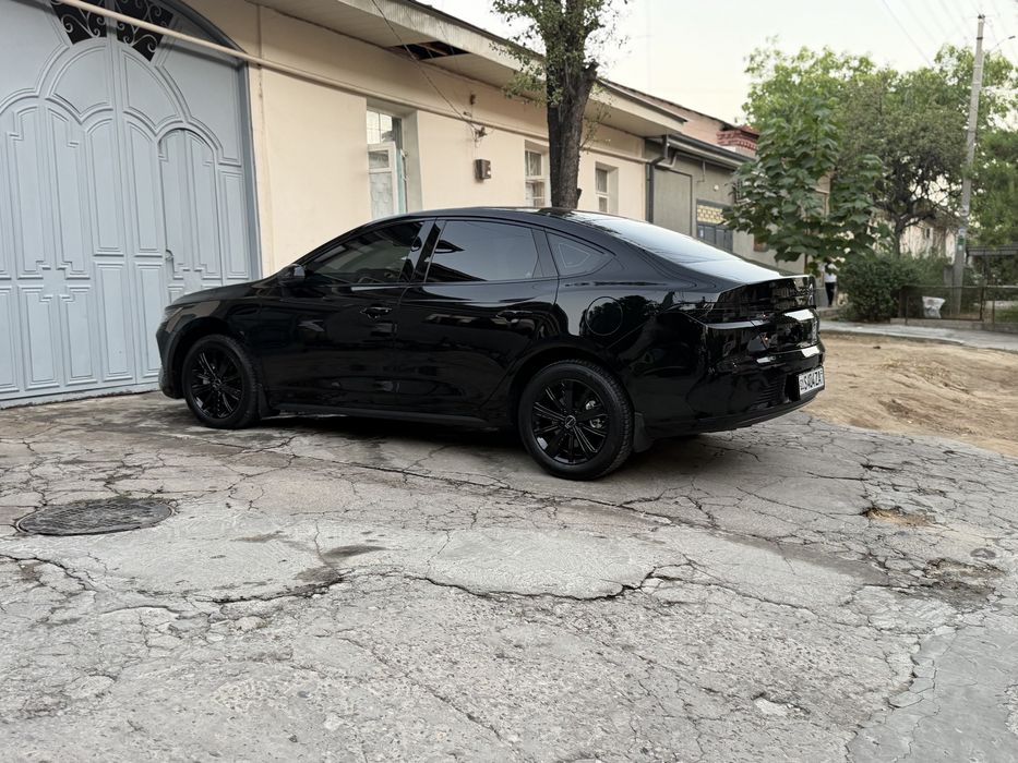 Byd Chazor flagship zo’r holatda