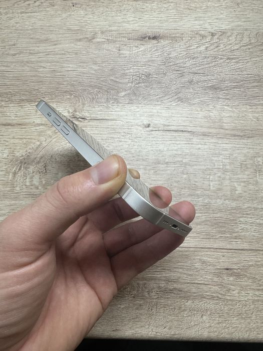 Iphone 13 на запчати