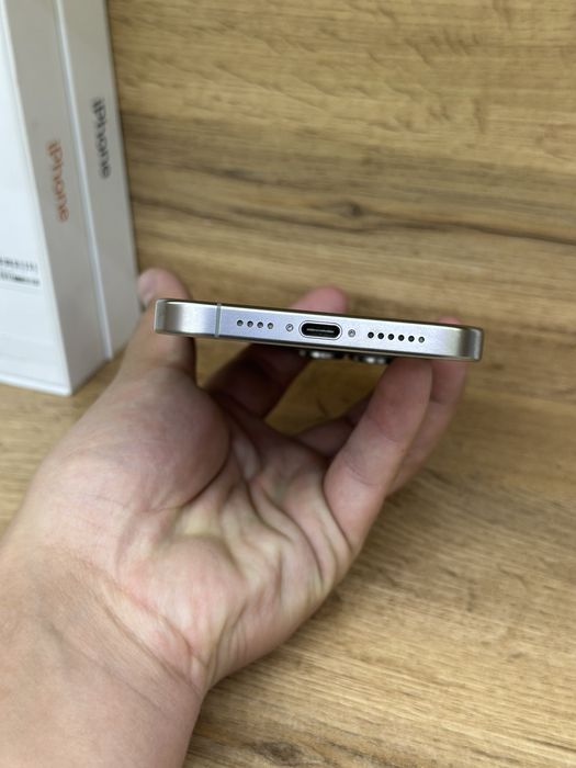 Айфон 15 про мах Ёмкость 87