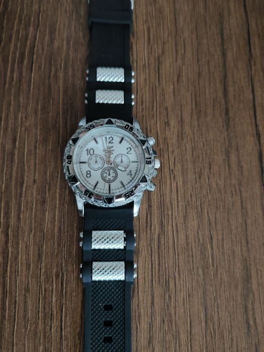 Часовник , часовници за подарък