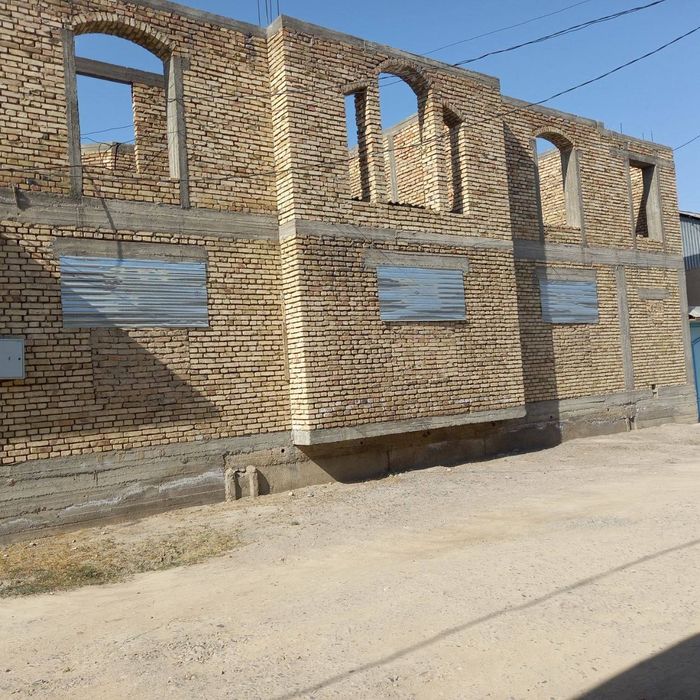 Участка сотилади