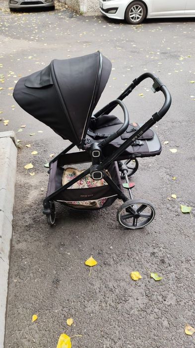 Продам коляску..