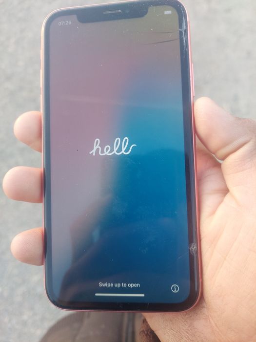 Iphone xr 256 gb aybi yoq yomkisti 93 % original hamma joyi radnoy