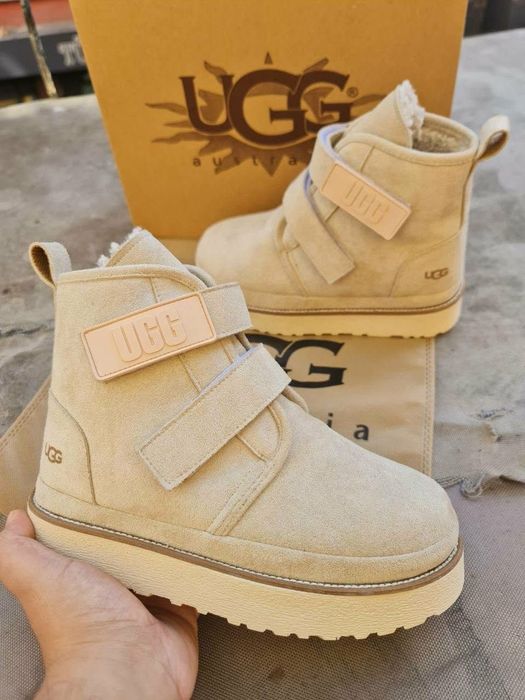 Ugg-uri diferite modele