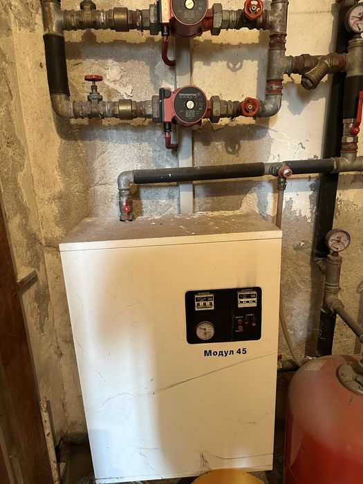 Електрическо парно с два отоплителни модула и 2 помпи Grundfos