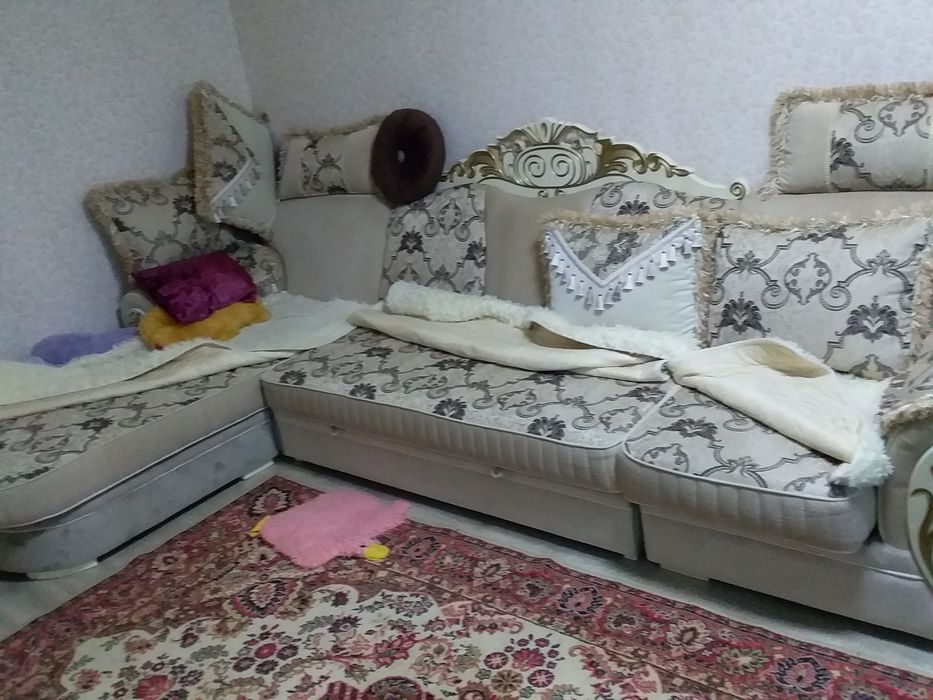 Продам большой диван