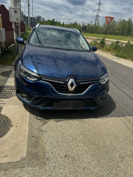 Inchiriez si ramanere auto uber bolt