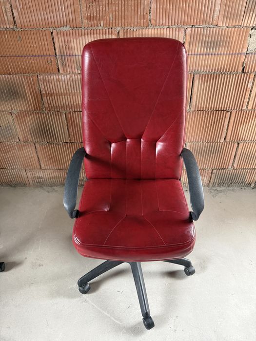 Scaun de birou 300 lei