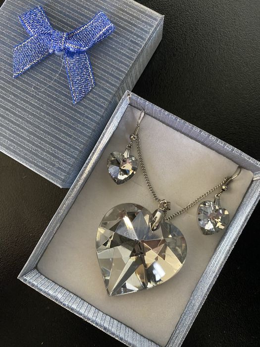 Дамски бижута