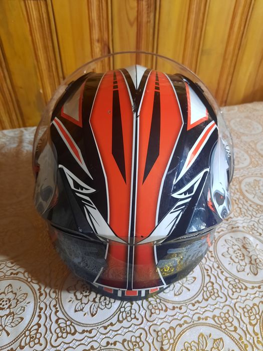 Продам шлем на мотоцикл
