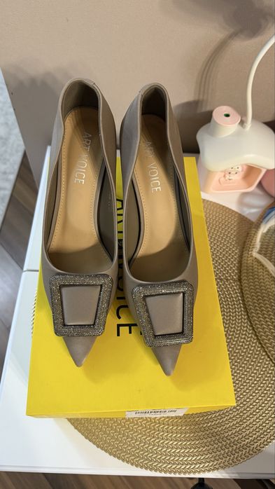 женские туфли с каблуком