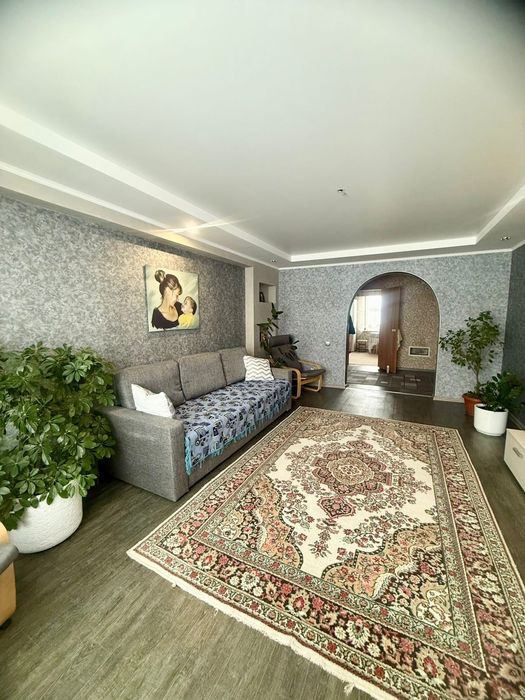 Продам кирпичный дом в селе Винное