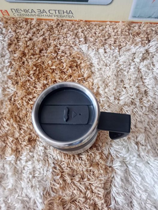 Термо чаша - Метал с пластмасови детайли! Чисто нова!