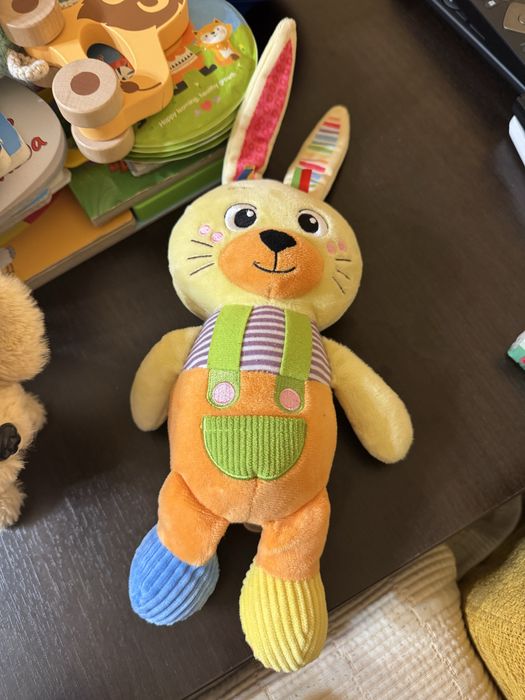 Лот образователни книжки и играчки