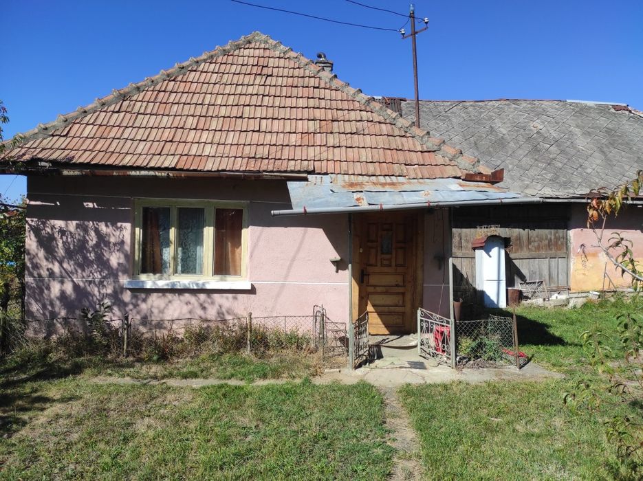 Teren 10,4 ari+casă veche pentru renovare ,  Baia mare