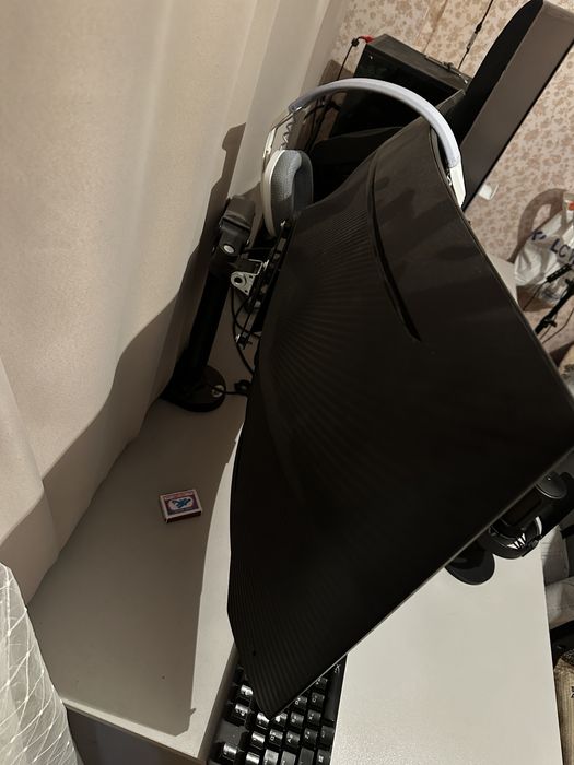 Монитор odyssey G6 240грц