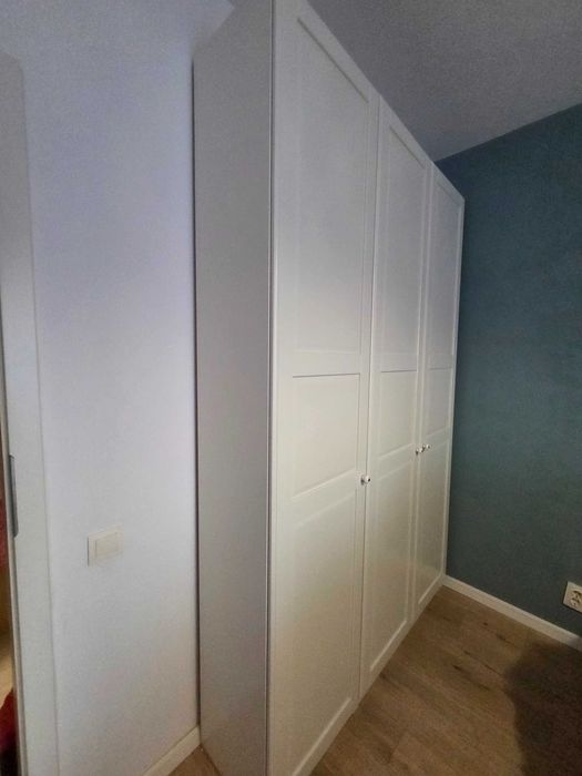 Dulap IKEA PAX alb 150 × 38 × 236 cm – complet echipat